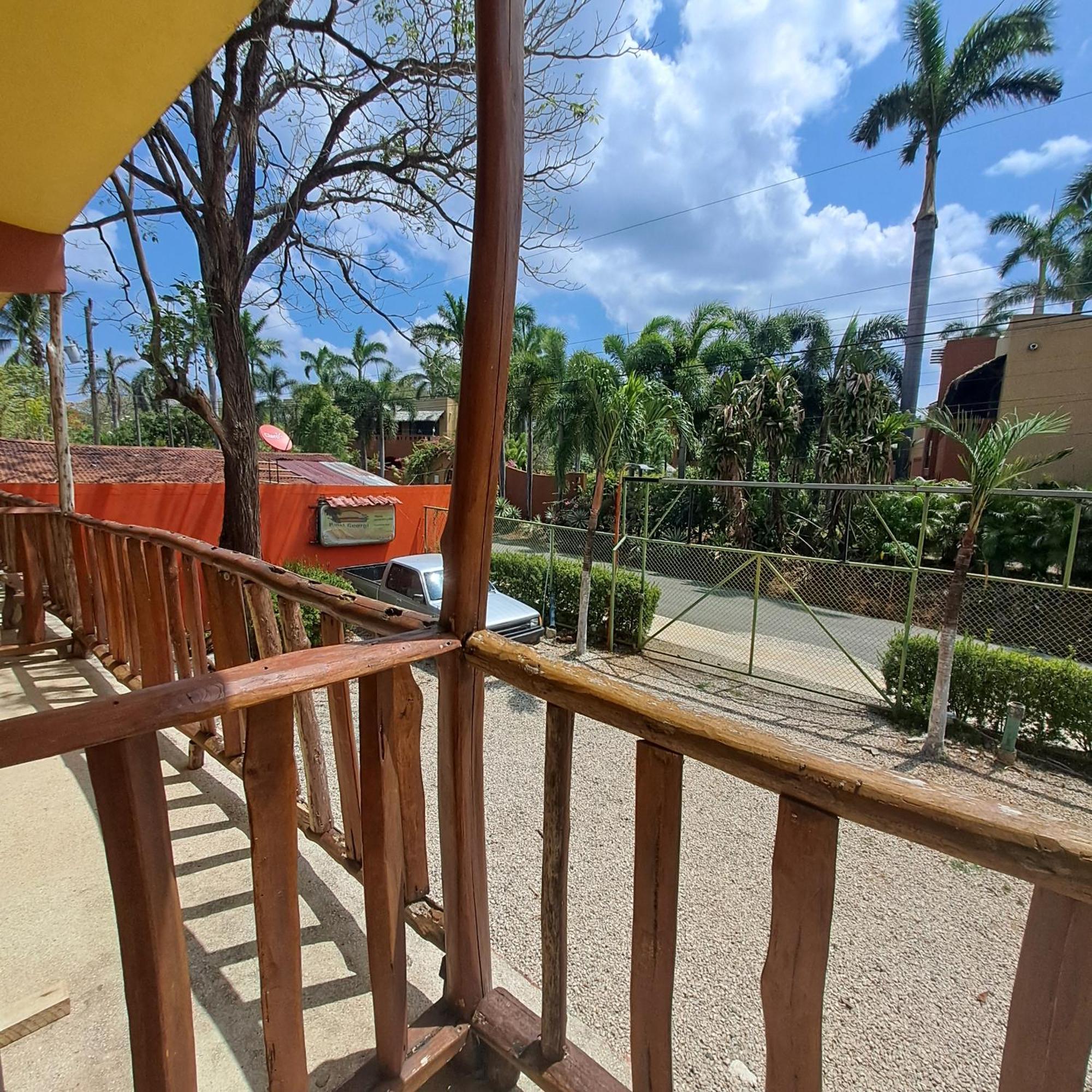 Hotel Georgi Cr Veintisiete de Abril Extérieur photo